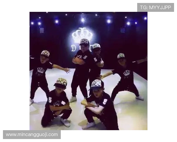 杭州街舞队勇攀高峰的奋斗历程与攀岩联赛的精彩瞬间